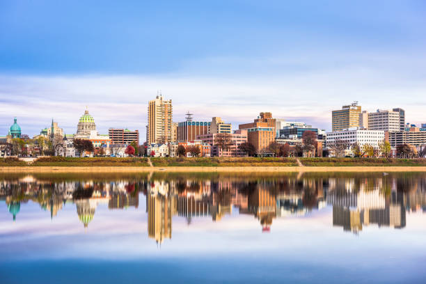 Harrisburg, Pennsylvania, USA Harrisburg, Pennsylvania, USA downtown city skyline on the Susquehanna River. harrisburg pennsylvania stock pictures, royalty-free photos & images