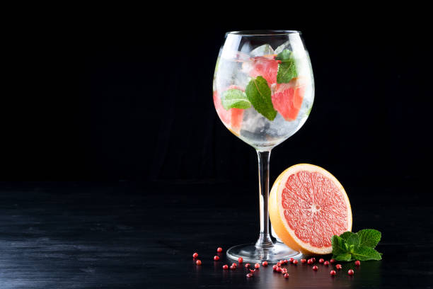 gin and tonic craft stylish cocktail drink