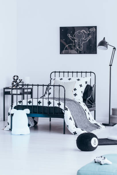 istock Contrast color bedroom interior 905591582