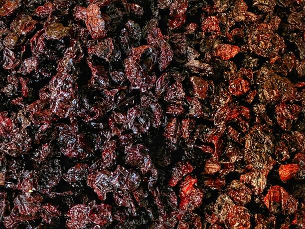 istock Dried grapes rozijn 905631758