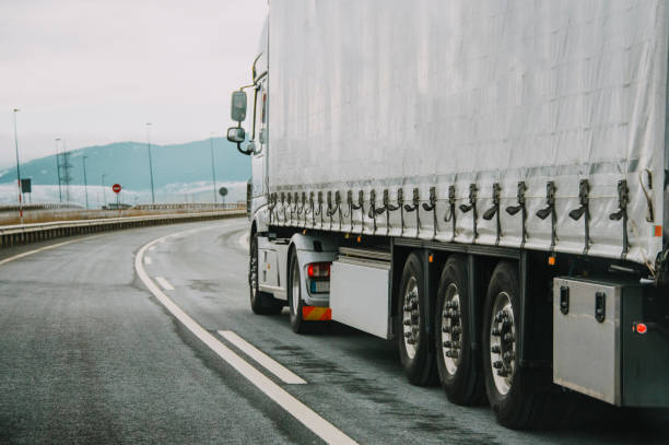 istock Truck on highway 905633346