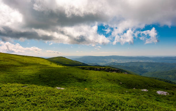 istock grassy meadows of Runa mountain 905647602