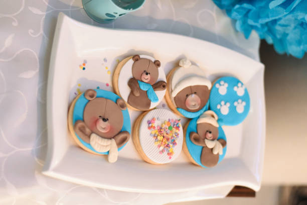istock Sweet table and delicious cakes for first birthday 905690200