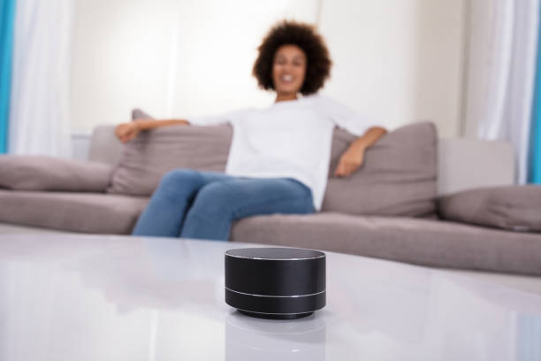 istock Close-up Of Wireless Speaker On Table 905726916
