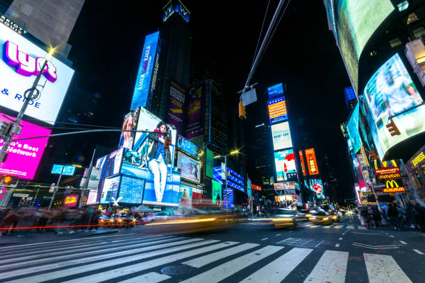 istock Manhattan streets in New York 905746798