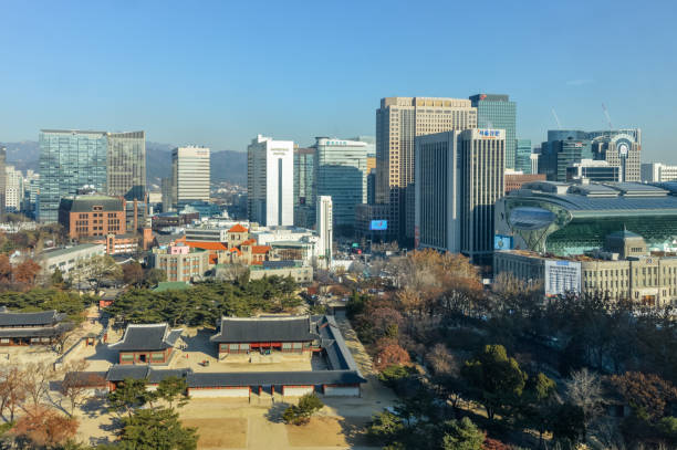 istock Seoul skyline featuring Deoksugung Palace 905754708