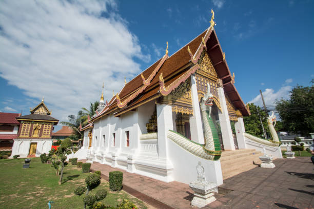 świątynia wat huakuang w prowincji nan (na północ od tajlandii) - cleric traditional culture spirituality religion zdjęcia i obrazy z banku zdjęć