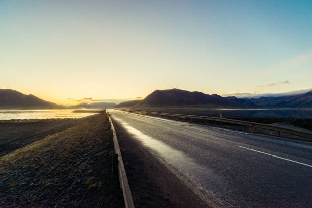 istock Iceland road on the horizon 905786002