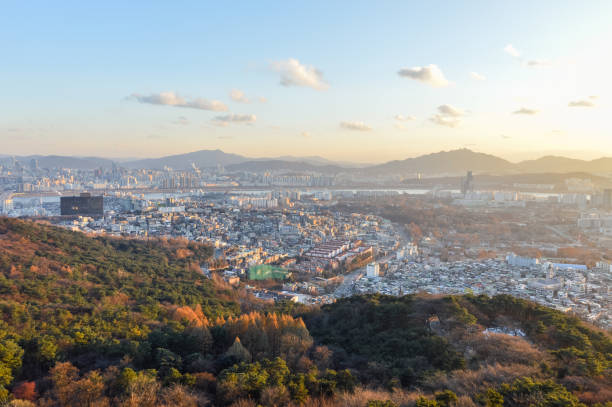 istock Seoul cityscape and urban skyline during sunset 905796342