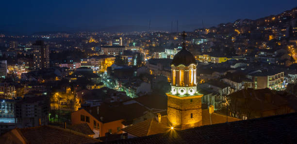 istock Veliko Tarnovo city in winter 905808766
