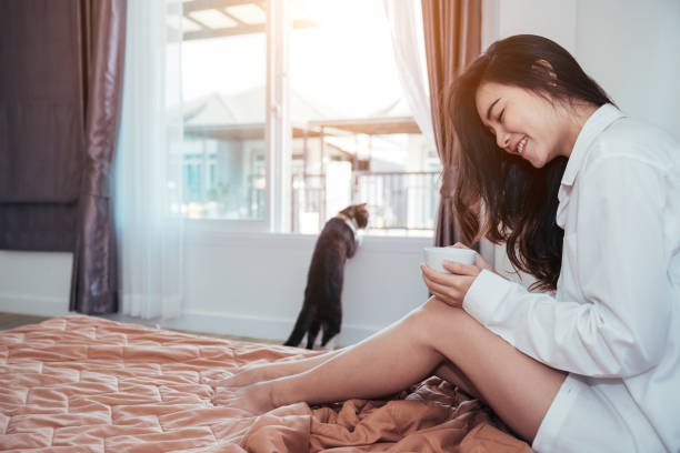 istock Morning woman. 905818812