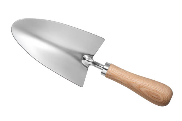 садовая лопата на белом фоне - trowel shovel gardening equipment isolated стоковые фото и изображения