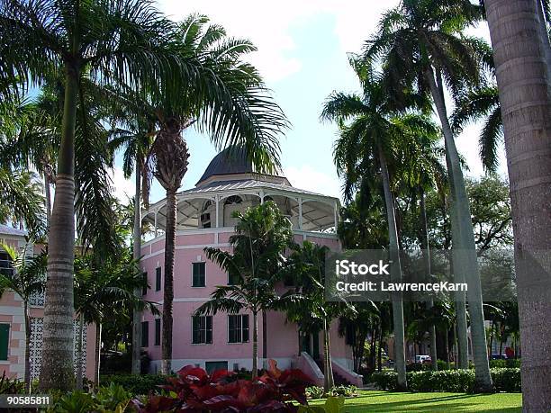 La Biblioteca Rosa Nassau Foto de stock y más banco de imágenes de Aire libre - Aire libre, Arquitectura exterior, Bahamas