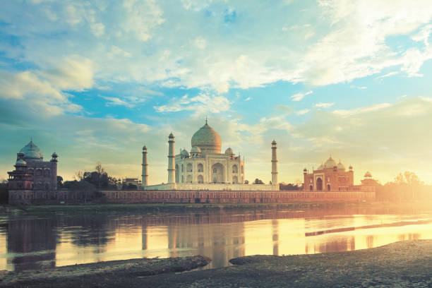 istock Taj Mahal in Agra, India at sunset 905866142