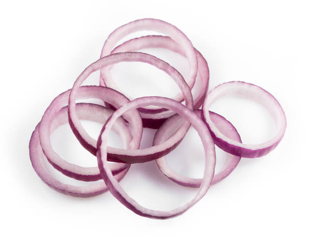 istock Red onion rings isolated 905869118