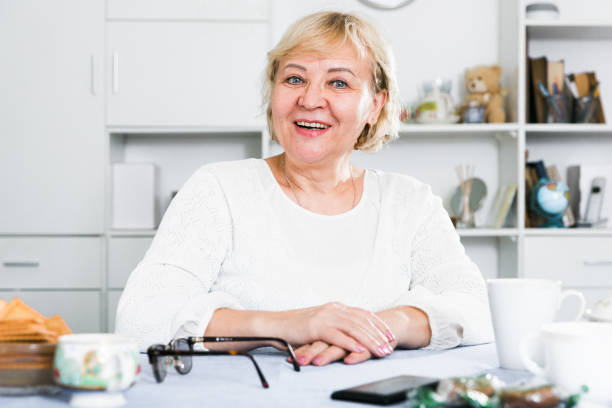 istock Mature woman at home 905884204