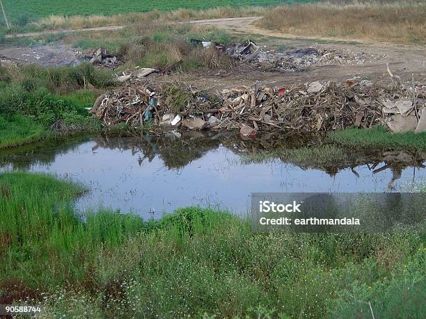 Ужасное Polluted Зона — стоковые фотографии и другие картинки Загрязнение воды - Загрязнение воды, Ферма, Без людей
