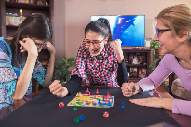 istock Family Games 905897826