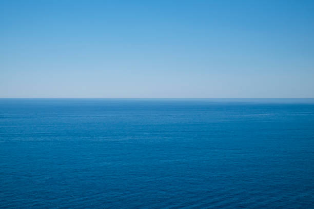 istock Scenic view of the sea 905899354