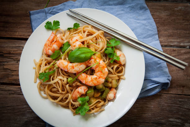 istock Thai noodles with shrimp 905908492