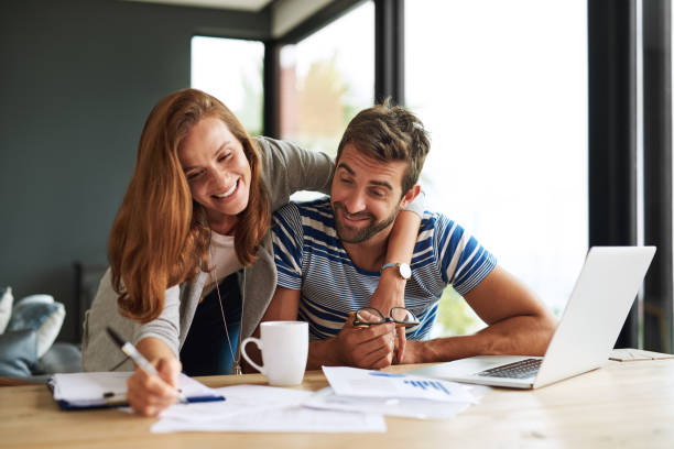istock They enjoy doing the household budget 905942082