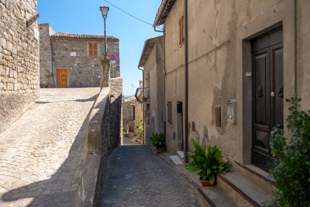 istock Historic town of Baschi (Umbria, Italy) 905950404