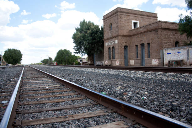 istock Train tracks at an old station 905989896