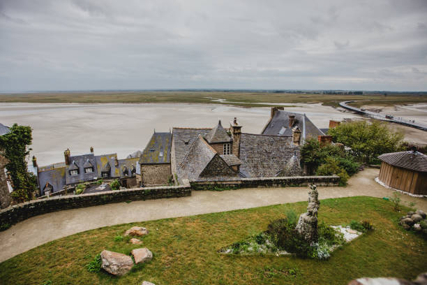 istock sant mont michelle france 906026408