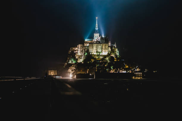 istock sant mont michelle france 906026618