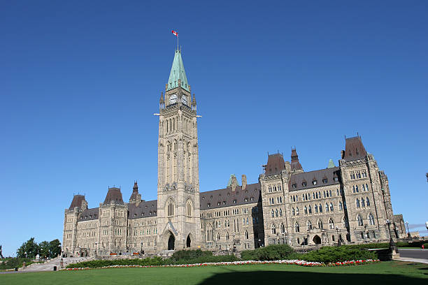 istock Canadian Parliament 90612107