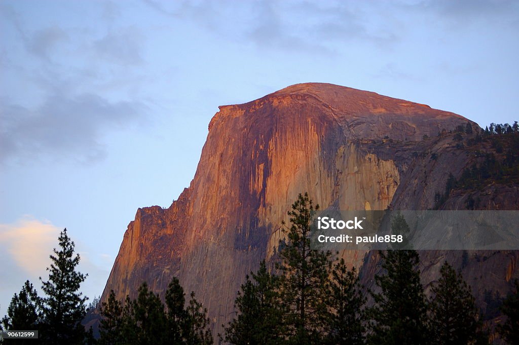 Half Dome au coucher du soleil - Photo de Adulation libre de droits