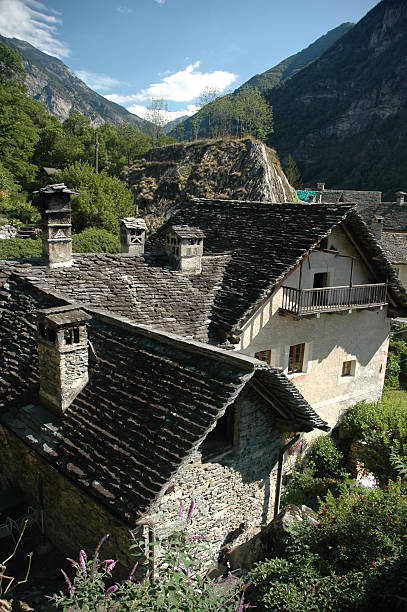 istock Ancient town of Coglio 90616568