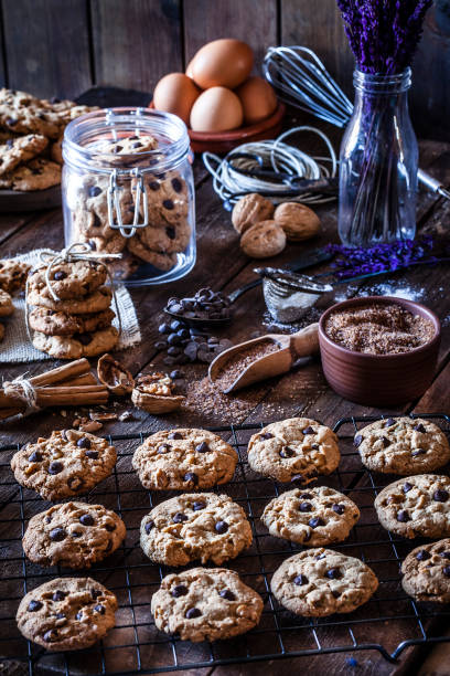 istock Preparing homemade chocolate chip cookies 906183120