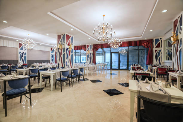 istock Traditional Italian alacarte restaurant setting 906192718