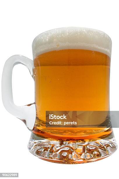 A Caneca De Cerveja - Fotografias de stock e mais imagens de Abuso de Álcool - Abuso de Álcool, Amarelo, Bebida