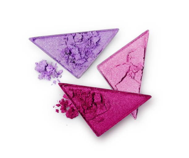 istock Purple and pink crushed triangle eye shadow for bright shiny make up 906289562