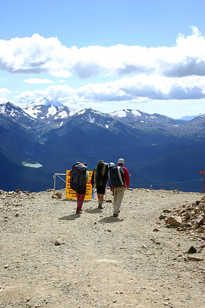 Excursionismo a la subida - foto de stock