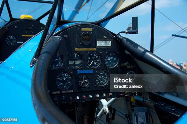 Cockpit De Um Avião Pequeno - Fotografias de stock e mais imagens de Aviação Geral - Aviação Geral, Avião, Avião Particular