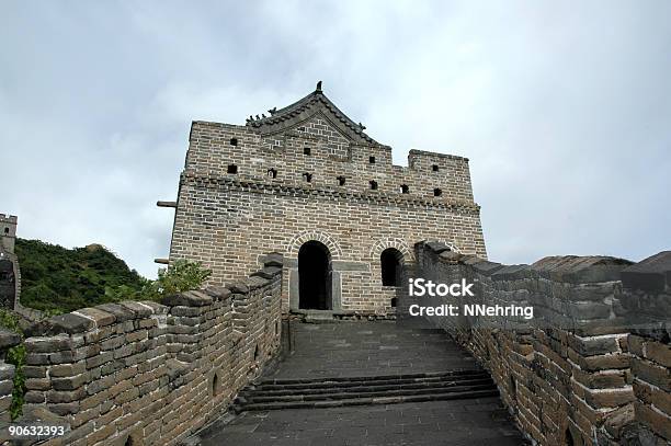 Watchtower Na Mutianyu Great Wall - zdjęcia stockowe i więcej obrazów Wielki Mur Chiński - Chiny Północne - Wielki Mur Chiński - Chiny Północne, Wojsko, Architektura