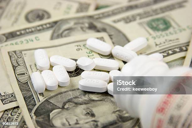 Healthcare Stock Photo - Download Image Now - Bottle, Business, Capsule - Medicine
