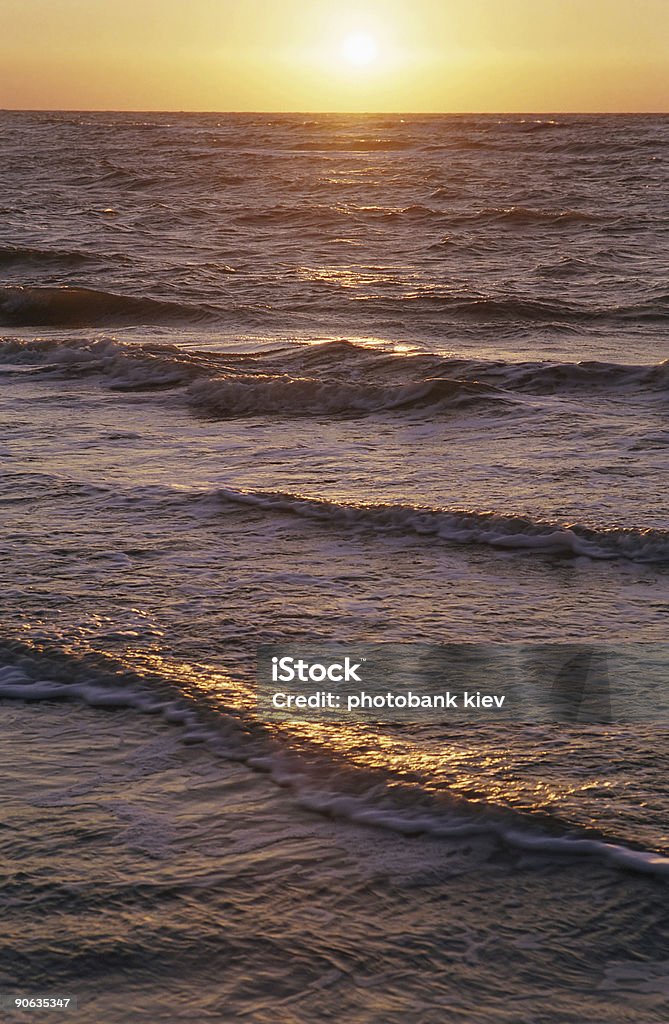 Coucher de soleil sur la mer - Photo de Brillant libre de droits