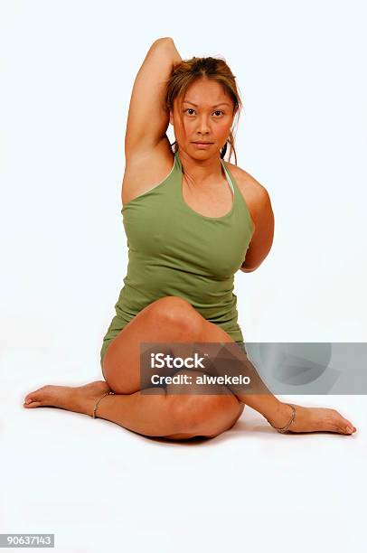 Posa Yoga Gambe Incrociate - Fotografie stock e altre immagini di Allerta - Allerta, Altopiano di Dieng, Ambientazione tranquilla