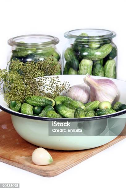 Servir De Pickles - Fotografias de stock e mais imagens de Alho - Alho, Alimentação Saudável, Ao Ar Livre