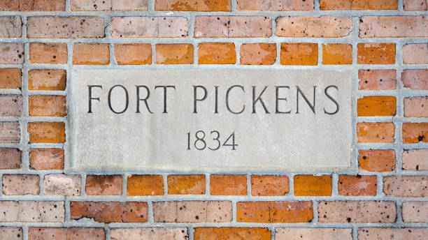 istock Civil War Ruins Fort Pickens 906422948