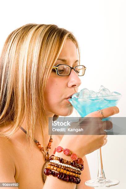 Blue Martini - zdjęcia stockowe i więcej obrazów Alkohol - napój - Alkohol - napój, Biały, Blond włosy