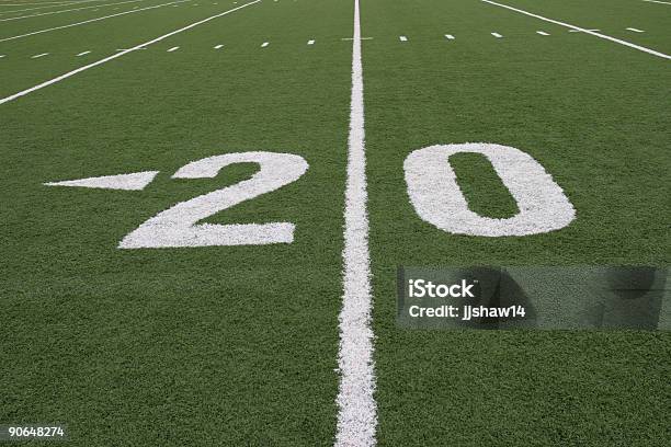 Futebol 09 - Fotografias de stock e mais imagens de Campo de Futebol Americano - Campo de Futebol Americano, Perspetiva Diminutiva, Alberta