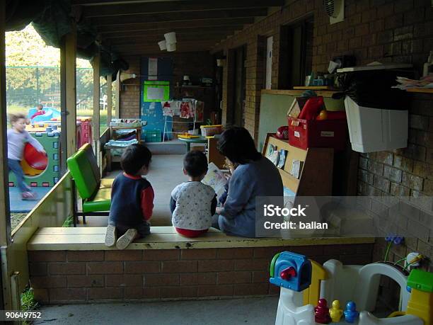 Foto de Jardim De Infância e mais fotos de stock de Brincalhão - Brincalhão, Brincar, Criança