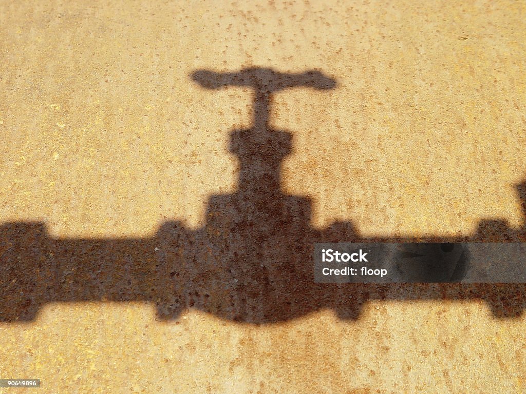 Schatten eines verrostete pipe - Lizenzfrei Alt Stock-Foto