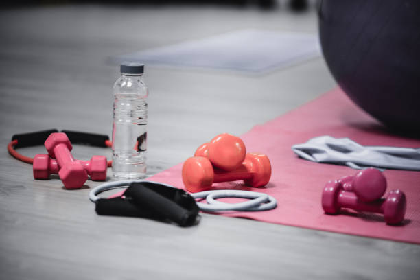 istock Female Sports Equipment in the Training Class 906499292