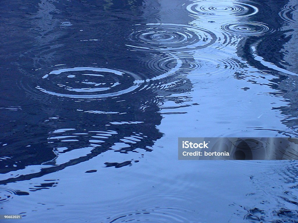 Ondas de agua - Foto de stock de Rizado - Descripción física libre de derechos